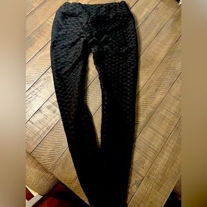 Black leggings
